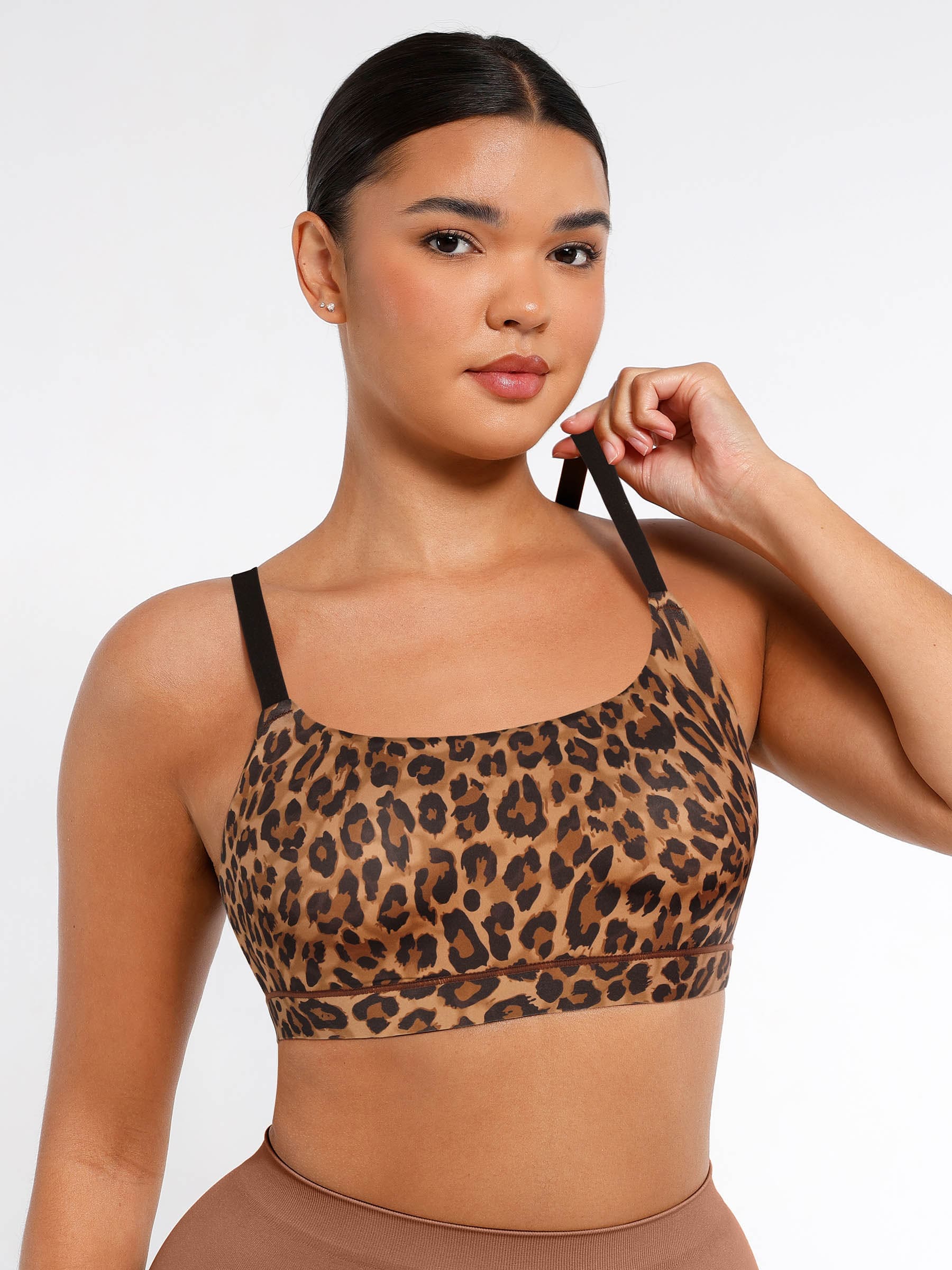 HeyCurve| Everyday Wireless Invisible Square Neck Bra